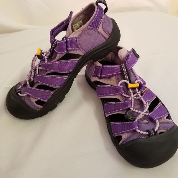 Keen Shoes - Keen water shoes